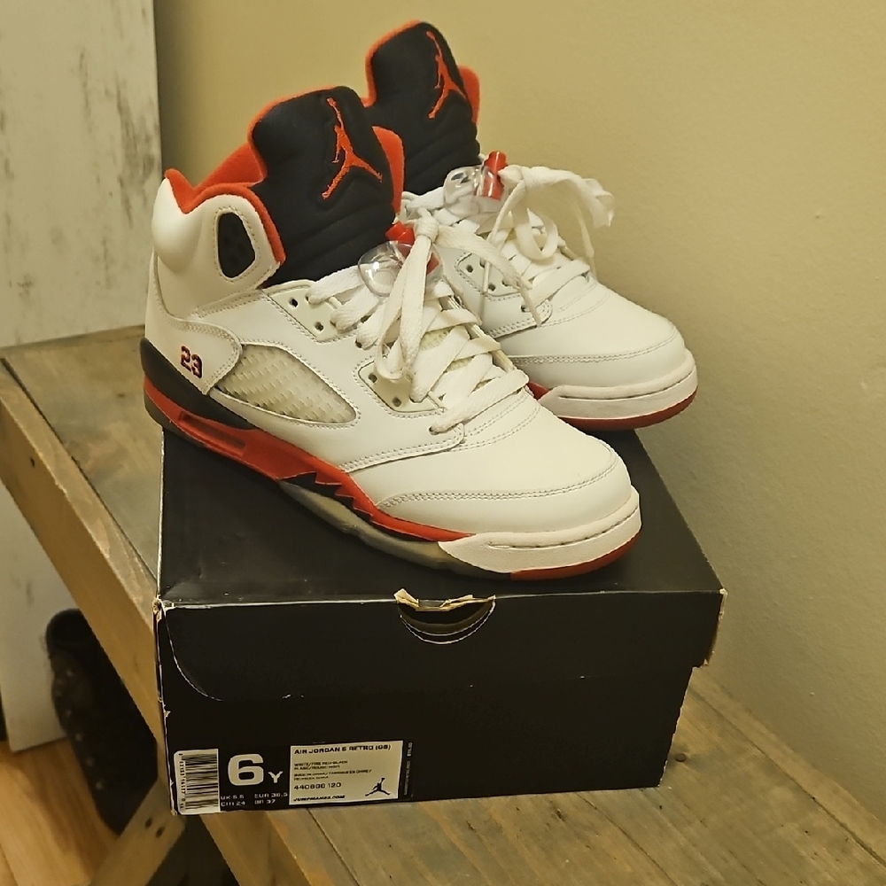 Air Jordan 5 Retro (GS) White/Fire Red
